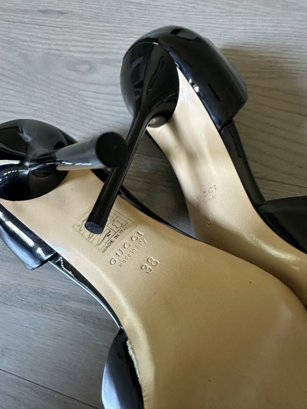 Gucci Black Patent Leather Pointed Toe Stilettos - Picture 7 of 7